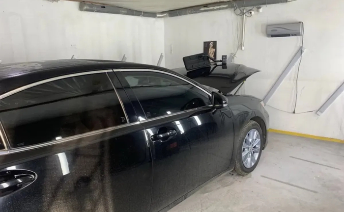 Гараж 180 м², охоронювана автостоянка «Простор»