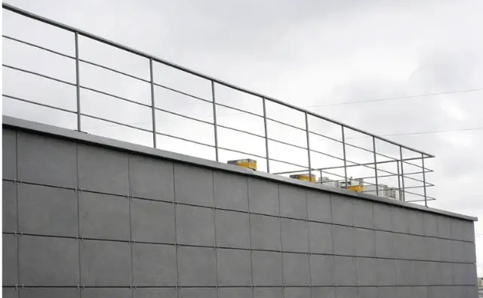 Установка захисних огороджень на висоті від 400 ₴/пог.м