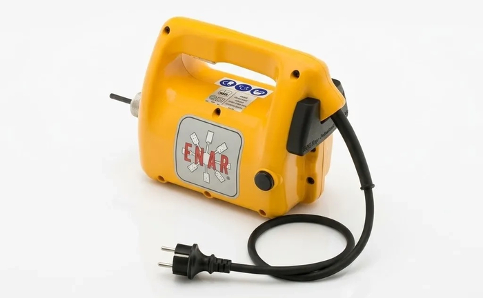 Глубинный вибратор Enar AVMU 220 В для бетонних робіт
