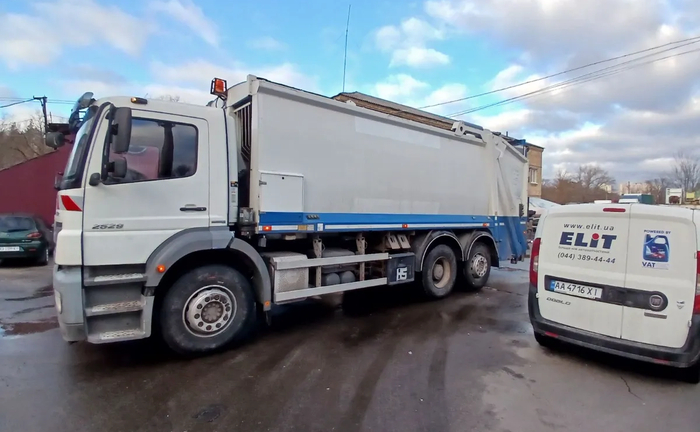 Послуги оренди сміттєвозу Послуги оренди сміттєвозу