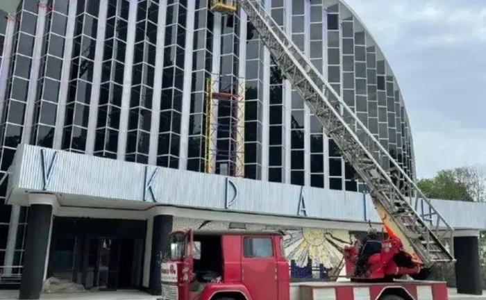 Автовишка телескопічна 37 метрів послуги