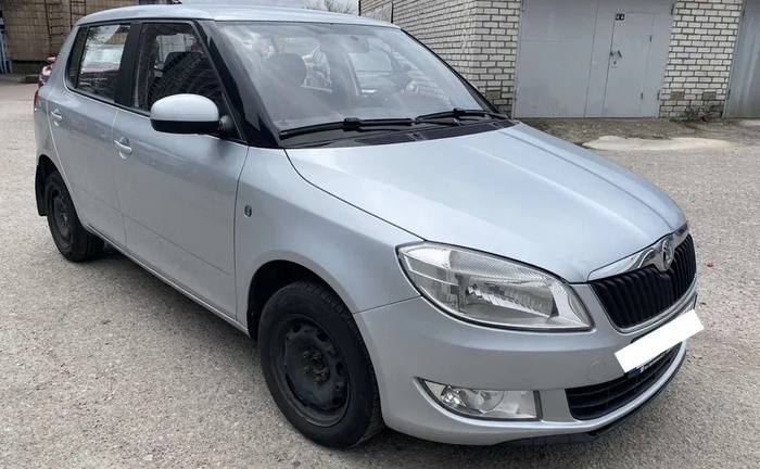 Авто Skoda Fabia для такси Авто Skoda Fabia для такси