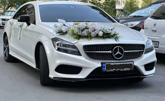 Авто на весілля. Авто з водієм. Весілля трансфери тощо.