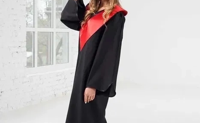 Мантії магістра в Івано-Франківську, мантії європейського зразка