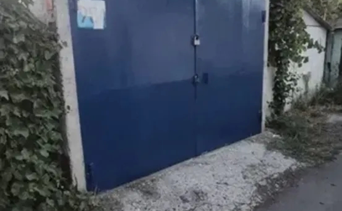 Гараж для авто або зберігання речей