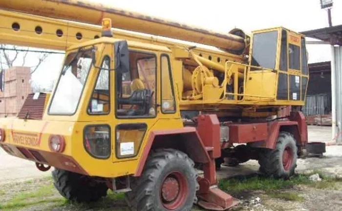 Криниці під ключ: копання, докопування та повне облаштування водозабору