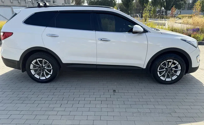 VIP доставка та трансфер в аеропорти Молдови й Румунії від 1 €/км