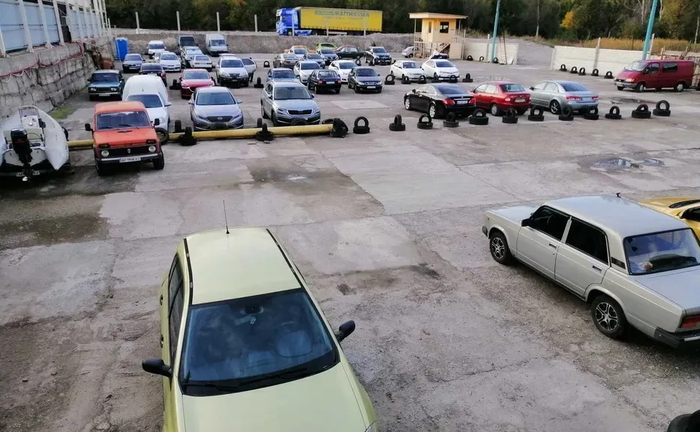 Місце на парковці для мотоцикла