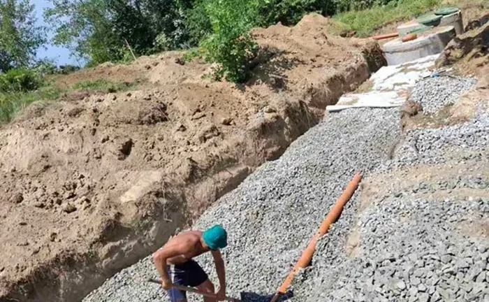 Септик із бетонних кілець. Каналізація.Вигрібна яма Септик із бетонних кілець. Каналізація.Вигрібна яма