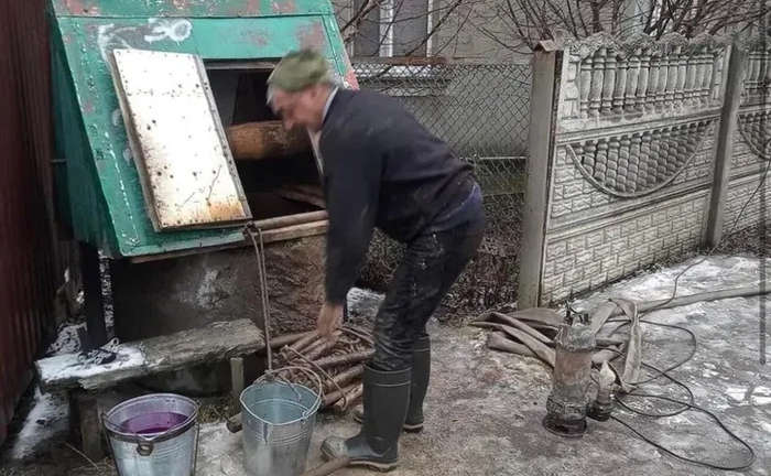 Копання криниць, каналізаційних і вигрібних споруд