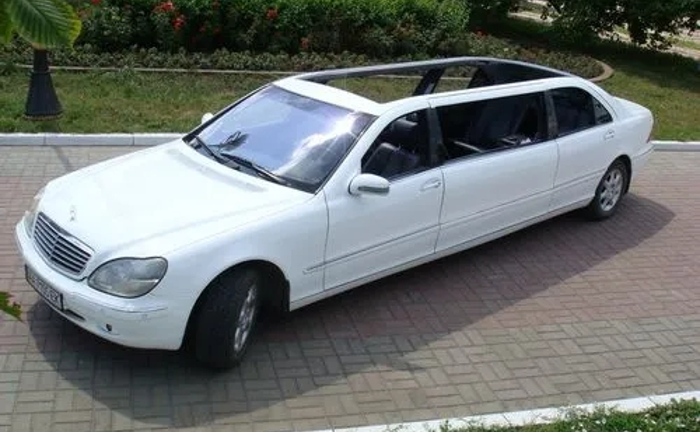 056 Замовити лімузин на весілля Mercedes 220 S 600 cabrio 056 Замовити лімузин на весілля Mercedes 220 S 600 cabrio