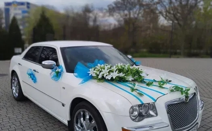Chrysler весільний автомобіль, весільне авто Chrysler весільний автомобіль, весільне авто
