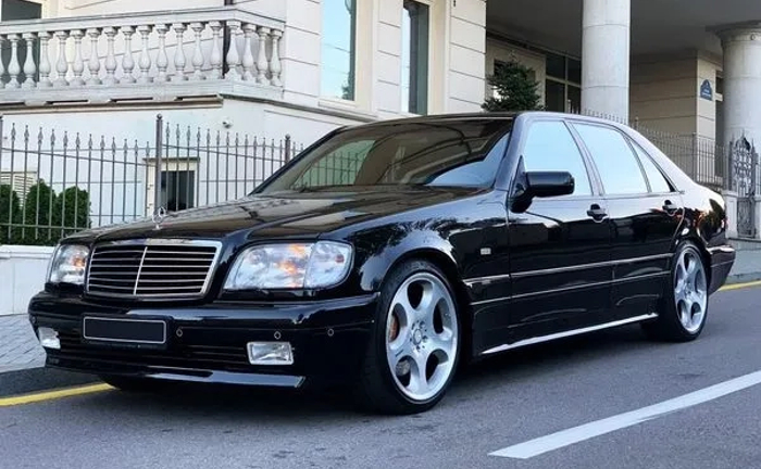 117 Mercedes Benz W140 Long S7.3 V12 Brabus кабан для весілля 117 Mercedes Benz W140 Long S7.3 V12 Brabus кабан для весілля
