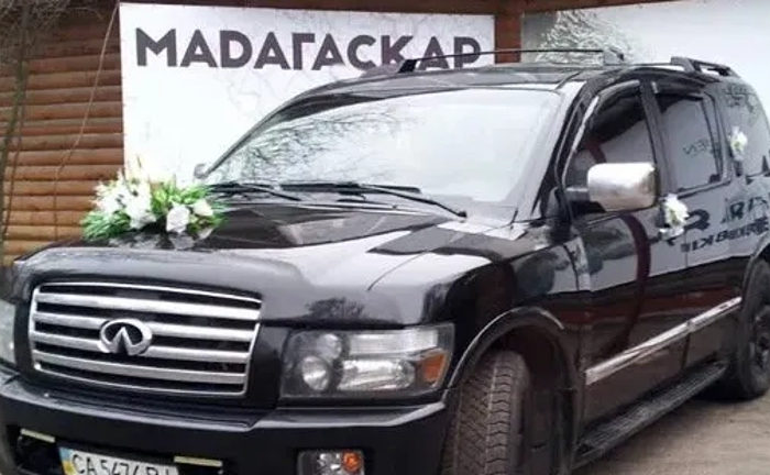 VIP-позашляховик Infiniti QX56 VIP-позашляховик Infiniti QX56