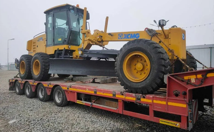 Автогрейдер XCMG GR165 Автогрейдер XCMG GR165
