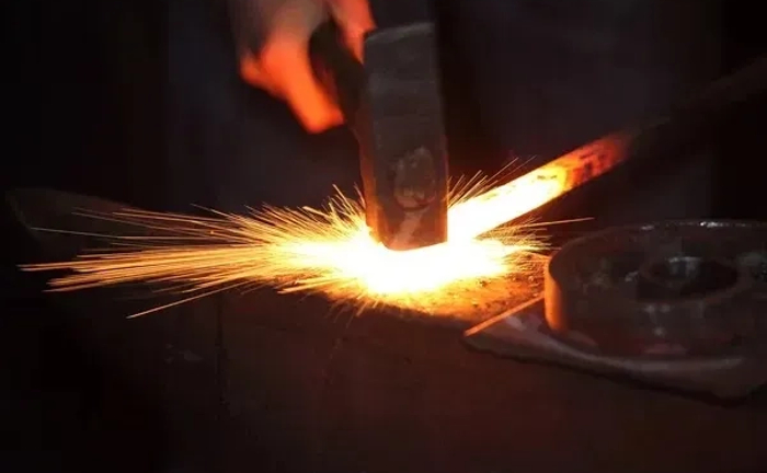 Услуги кузни. Металлообработка. 600 грн.