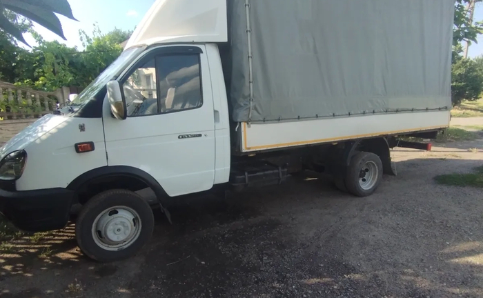 Вантажоперевезення. Перевезення меблів. Грузоперевозки. Вантажники Вантажоперевезення. Перевезення меблів. Грузоперевозки. Вантажники