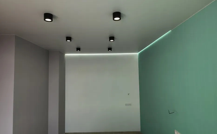 Малярные работы.Механезированое Шпатлевание,поклейка обоев, покраска. Малярные работы.Механезированое Шпатлевание,поклейка обоев, покраска.