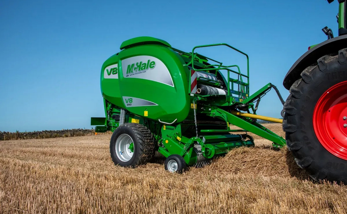 Прес-підбирач для соломи та сіна