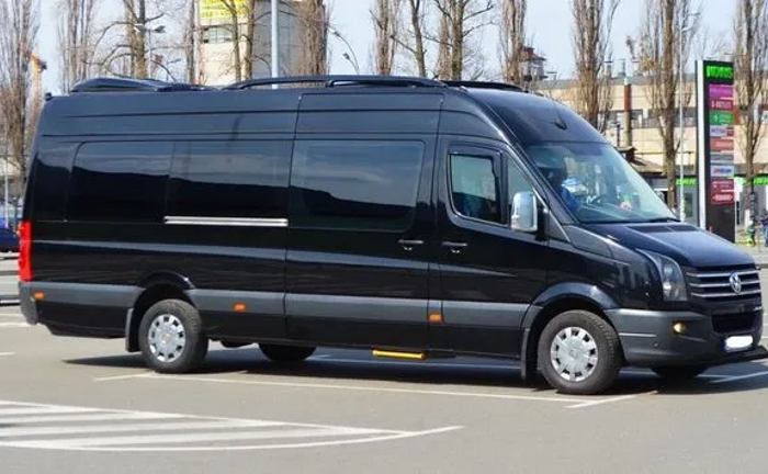 012 Мікроавтобус на весілля Mercedes Sprinter чорний 012 Мікроавтобус на весілля Mercedes Sprinter чорний