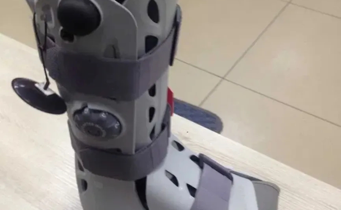 Ортез для підтримки рухових функцій при травмах і захворюваннях