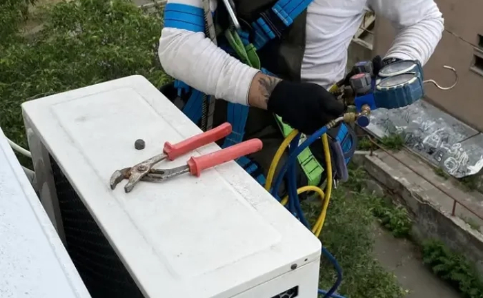 Монтаж і демонтаж на висоті