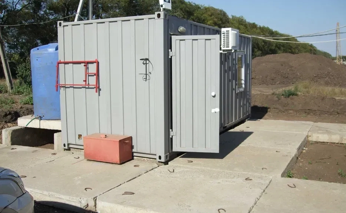 Побутівка для будівельників або під тимчасовий офіс