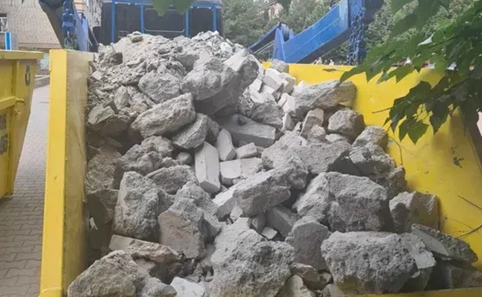 Съёмный контейнер 9 куб. для строительного мусора. Нал/безнал (НДС). Съёмный контейнер 9 куб. для строительного мусора. Нал/безнал (НДС).