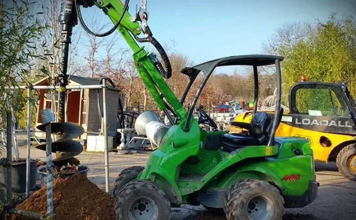 Бур, ямобур, гідробур міні навантажувач AVANT, Bobcat Бур, ямобур, гідробур міні навантажувач AVANT, Bobcat