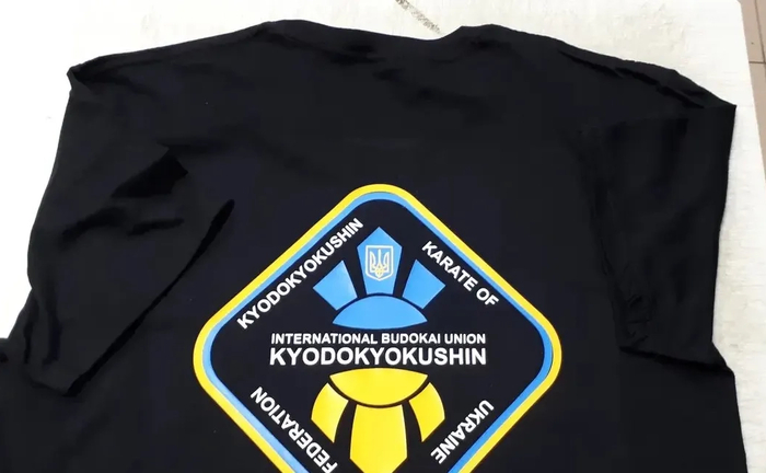 Нанесення логортипу на одяг Нанесення логортипу на одяг