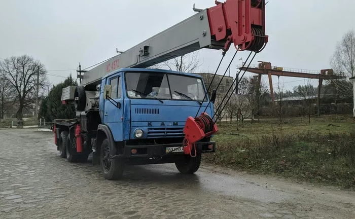 Автокран КАМАЗ