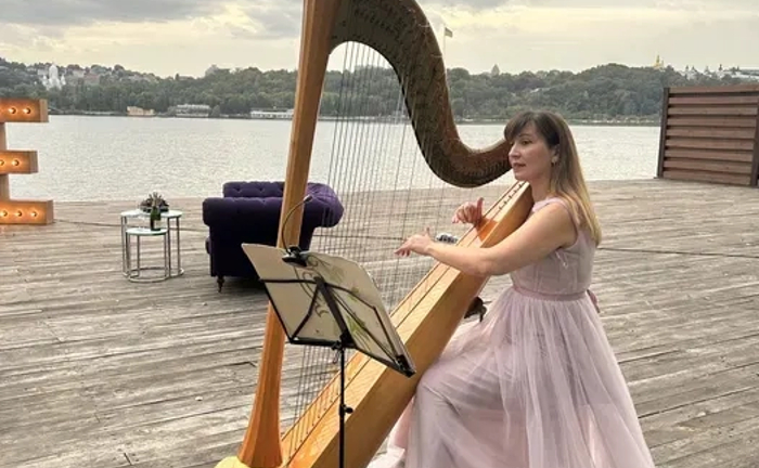 Арфа. арфістка, Музика на весіллі. Дует із роялем, скрипкою, флейтою