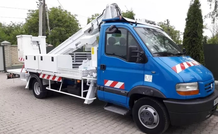 Автовишка 18м Renault Mascott телескоп
