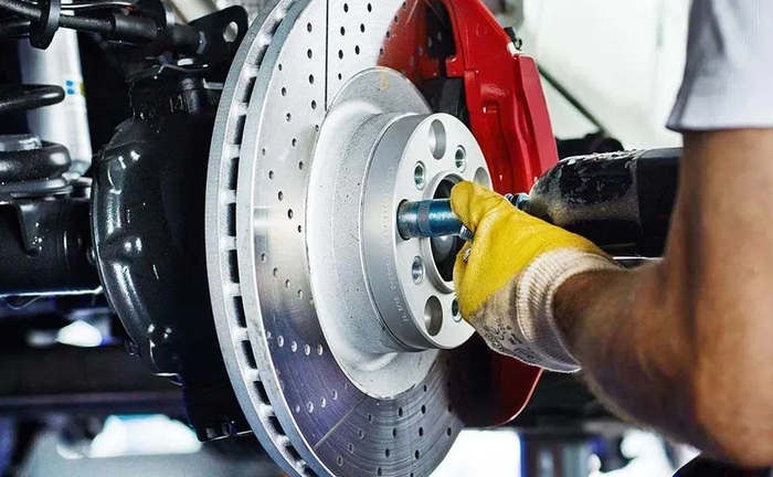 СТО Нивки Заміна гальмівних дисків колодок рідини циліндрів супортів