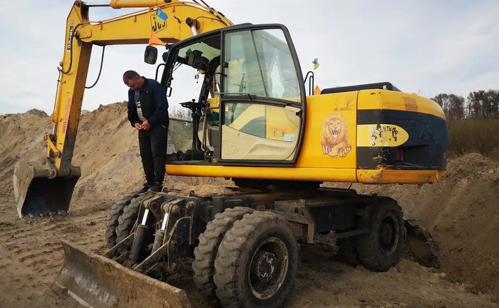 Екскаватор повно поворотнний колісний JCB-160, ківш 1 куб (додатковий планувальний ківш) Екскаватор повно поворотнний колісний JCB-160, ківш 1 куб (додатковий планувальний ківш)