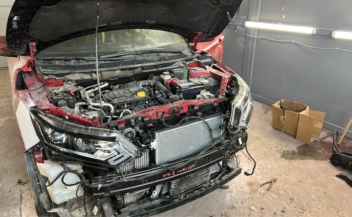 Кузовний ремонт, рихтування авто на стапелі !Фарбування авто