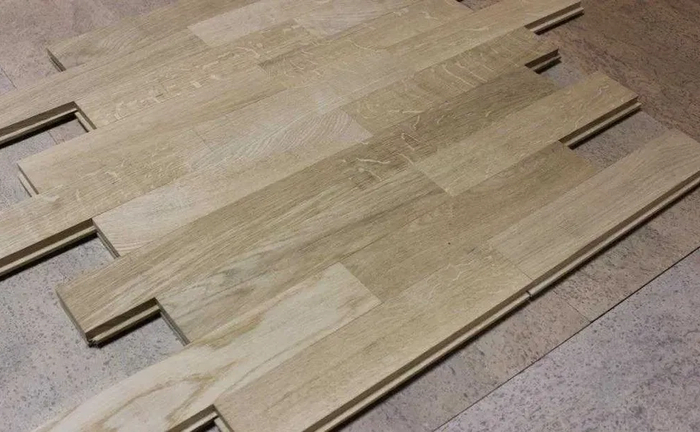 Дубовий паркет 22мм, ширина 50/60/70мм, довжина 250-500мм Дубовий паркет 22мм, ширина 50/60/70мм, довжина 250-500мм