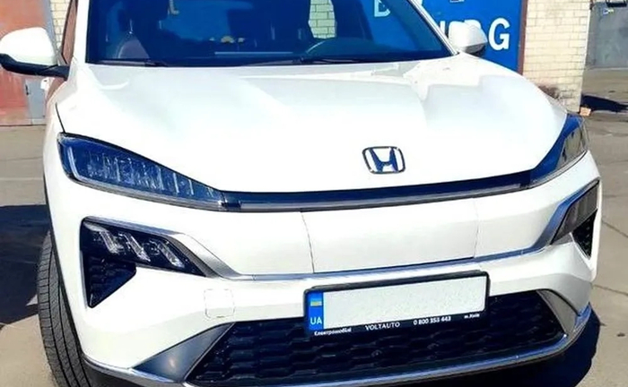 421 Позашляховик на весілля Honda eNS1 замовити з водієм 421 Позашляховик на весілля Honda eNS1 замовити з водієм
