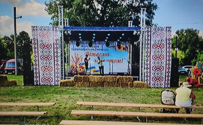 Професійне оформлення концертів Професійне оформлення концертів