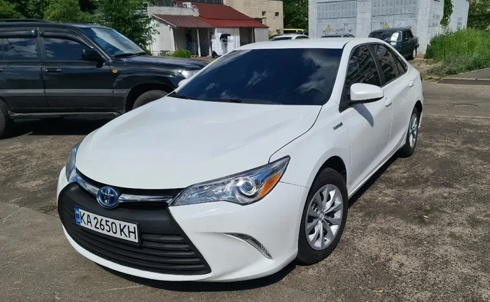 Toyota Camry 50 Hybrid під викуп Toyota Camry 50 Hybrid під викуп