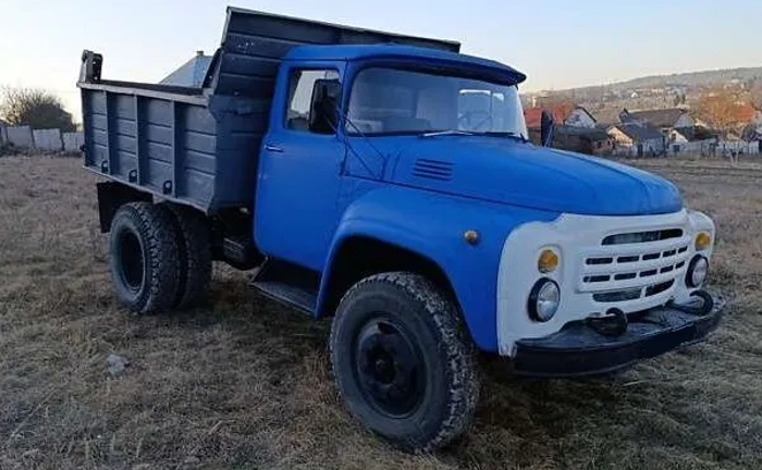 Вантажівка - Самоскид ЗІЛ 4502 Вантажівка - Самоскид ЗІЛ 4502