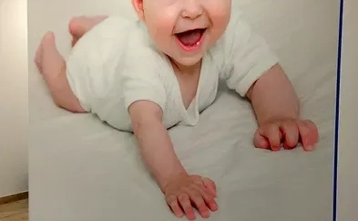 Поклійка шпалер, фотошпалер (поклейка обоев, фотообоев, багетов) Поклійка шпалер, фотошпалер (поклейка обоев, фотообоев, багетов)