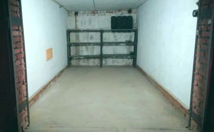 Кам'яний капітальний гараж у Южному