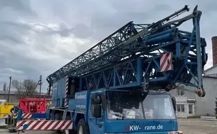 Баштовий кран Liebherr MK 80 (8т / 42м)
