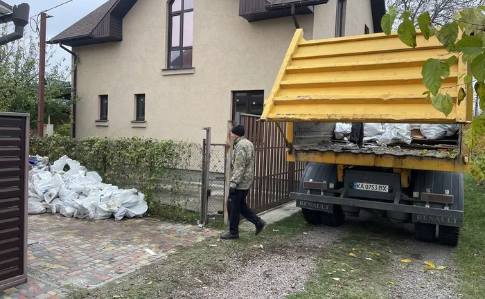 Вивіз сміття мотлоху, 10-15-20 кубів