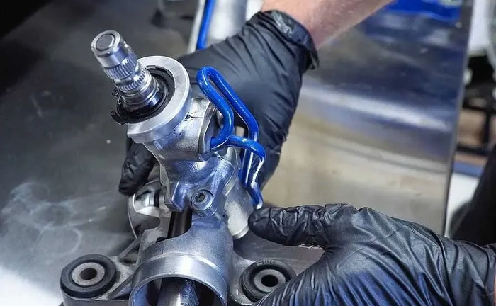 IRON Master — ремонт рульової рейки у Києві (Голосіївський р-н) IRON Master — ремонт рульової рейки у Києві (Голосіївський р-н)