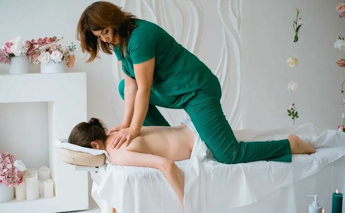 Lux масаж тіла та обличчя, східні та СПА-масажі, м. Дніпро, пл.Соборна від 1000 грн/годину