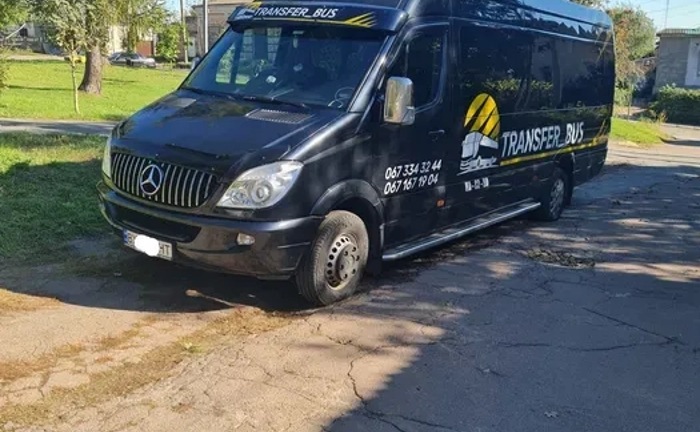 Пасажирські перевезення. 21 пас. місць по Україні та Європа. 15₴ / км.