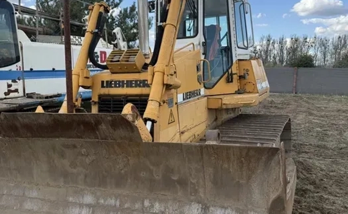 Бульдозер 12 т. Бульдозер 12 т.