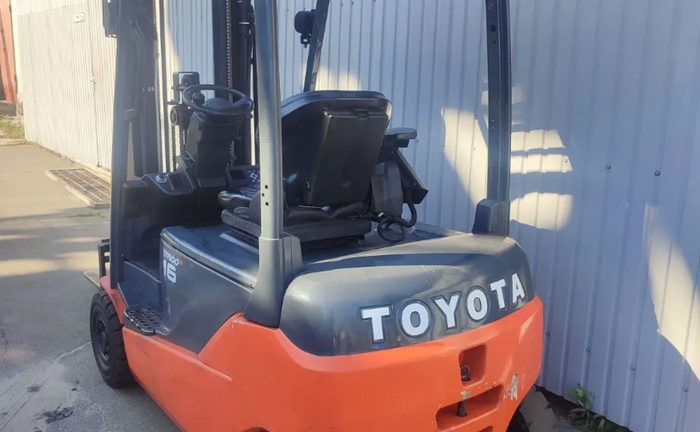 Навантажувач TOYOTA 8FBM16T Навантажувач TOYOTA 8FBM16T